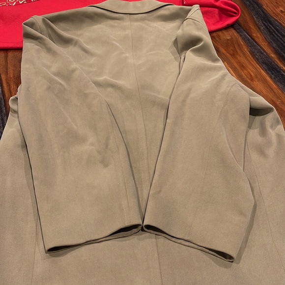 Tommy Bahama Island Soft Shell 100% Silk Gorgeous Sports Jacket. NWOT - Picture 9 of 9